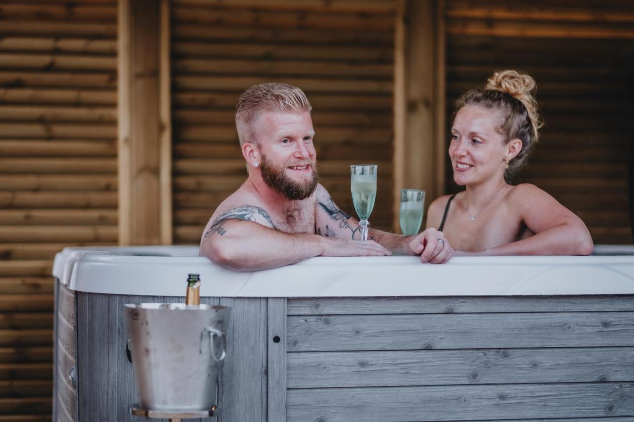 Le Paradis D'Henri Hannut Bagian luar foto